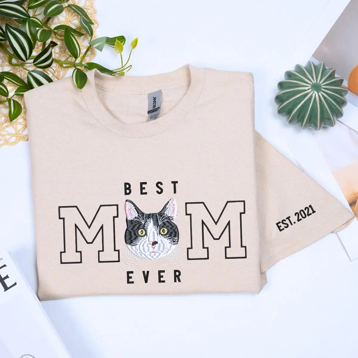 Custom Embroidered Cat Mom Shirt with Photo Portrait - Premium Personalized Gift