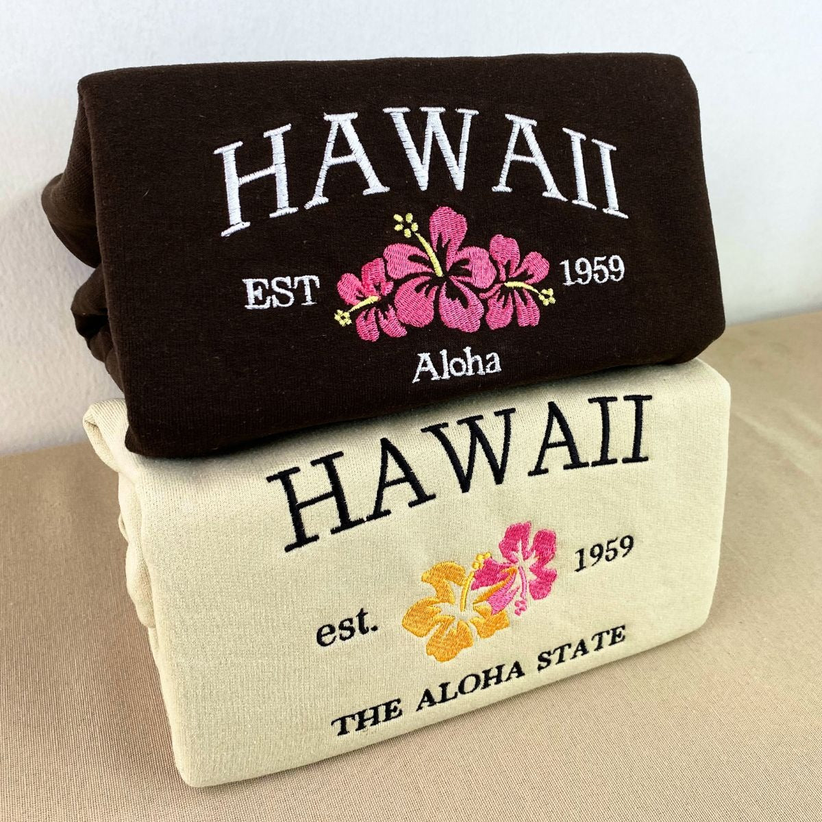 Embroidered Hawaii State Sweatshirt - Hibiscus Aloha Gift