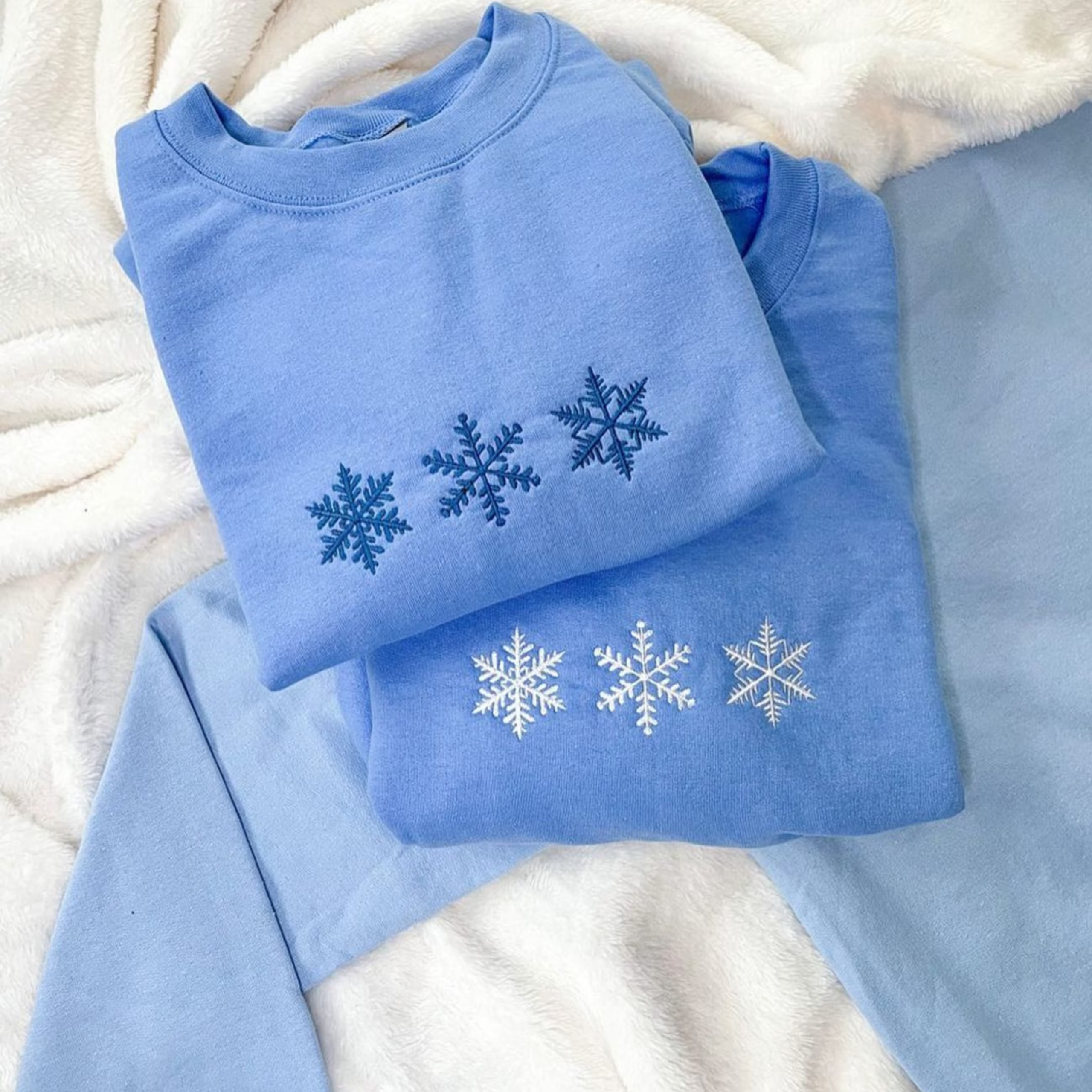 Snowflake Embroidered Christmas Hoodie - Winter Youthful Style